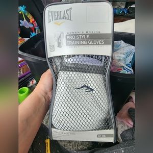 Everlast Womens Training Gloves